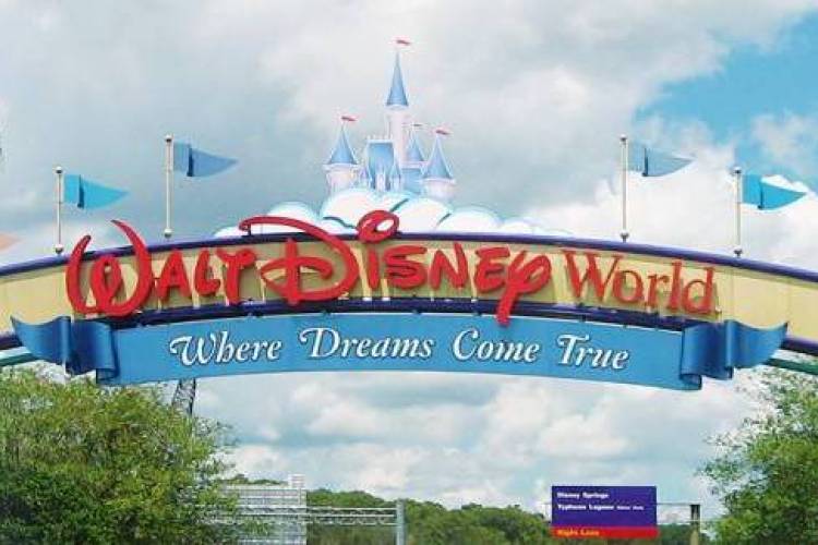 Walt Disney World sign